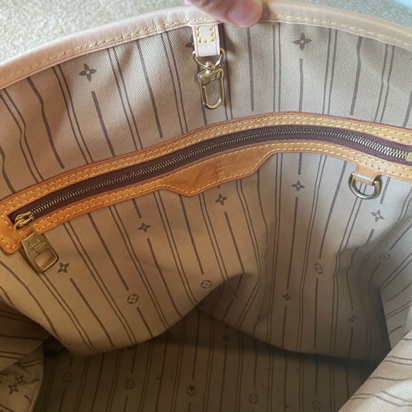 Louis Vuitton Delightful GM - Picture 8 of 16